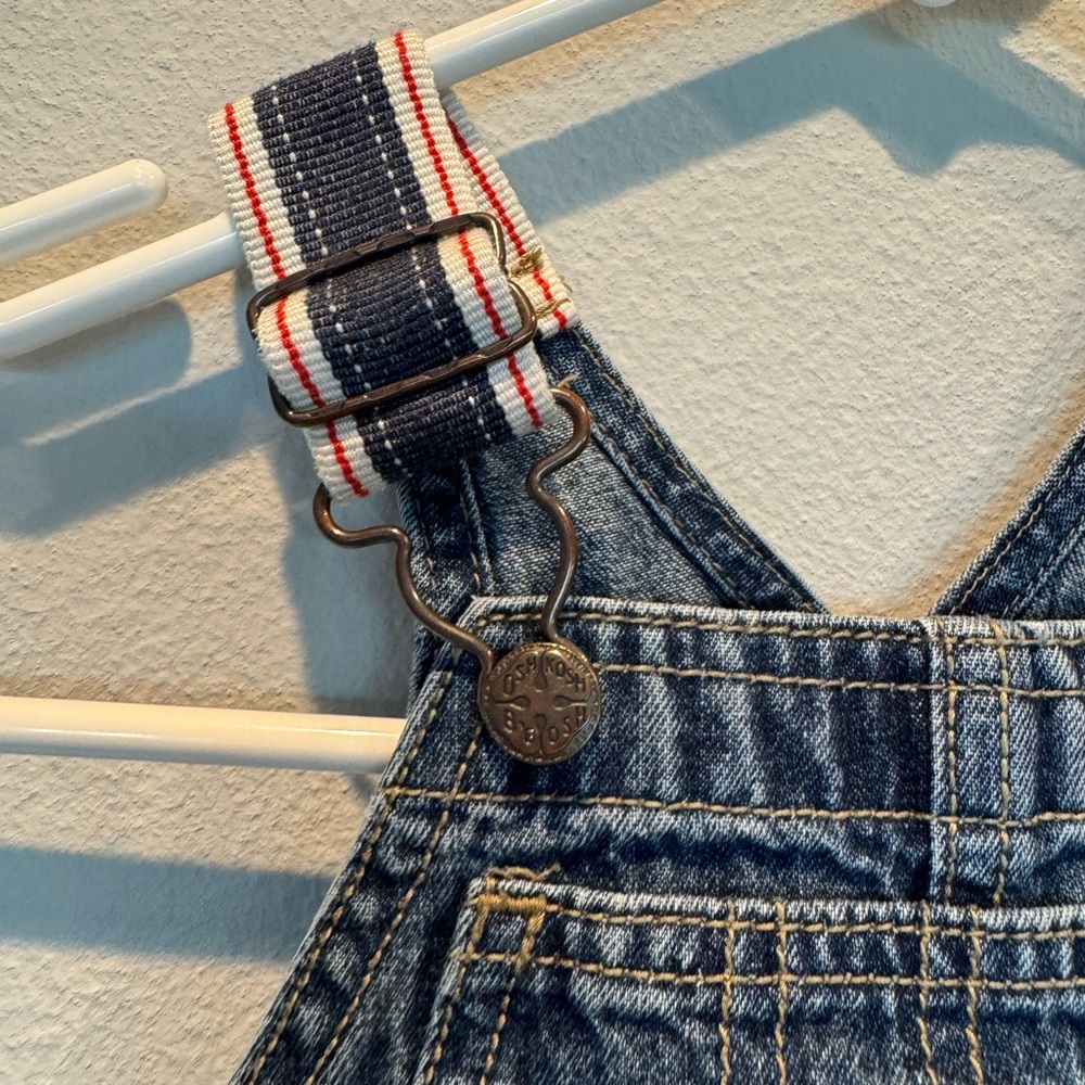 Osh Kosh B’Gosh Baby Short Overalls | EUC | 9mo | Denim | Pockets | 100% cotton - Picture 3 of 16